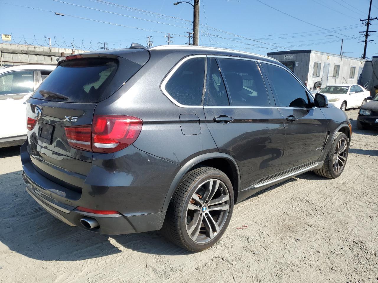 2015 BMW X5 - zdjęcie 3