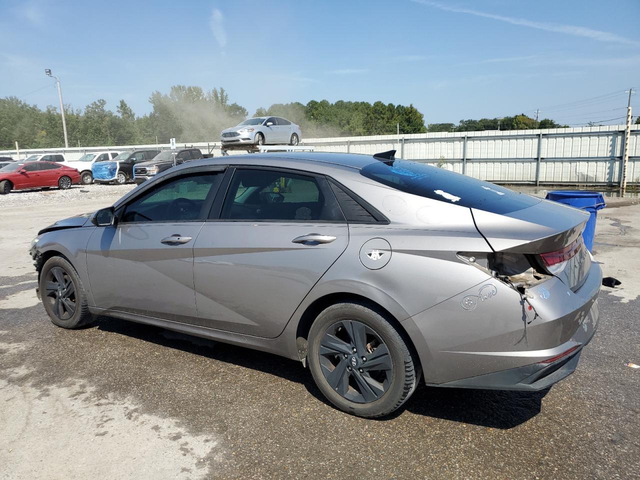 2021 Hyundai Elantra Sel - zdjęcie 2