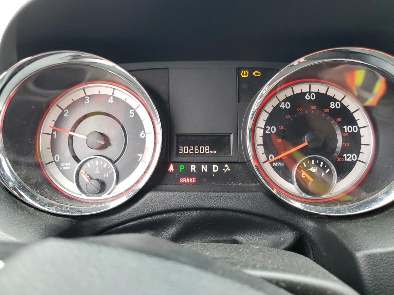 2015 Dodge Grand Caravan - zdjęcie 9