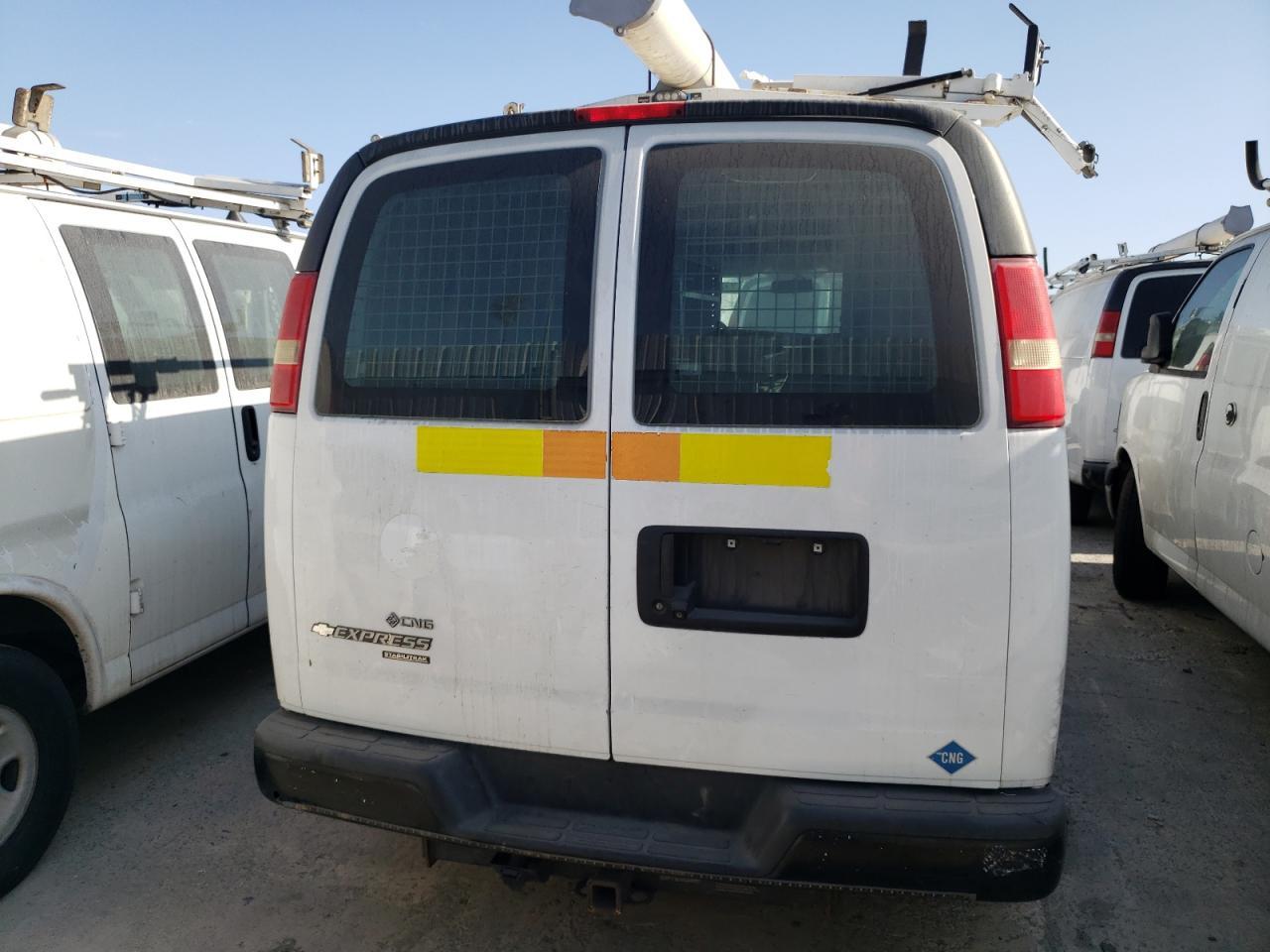 2013 Chevrolet Express G2500 - zdjęcie 6