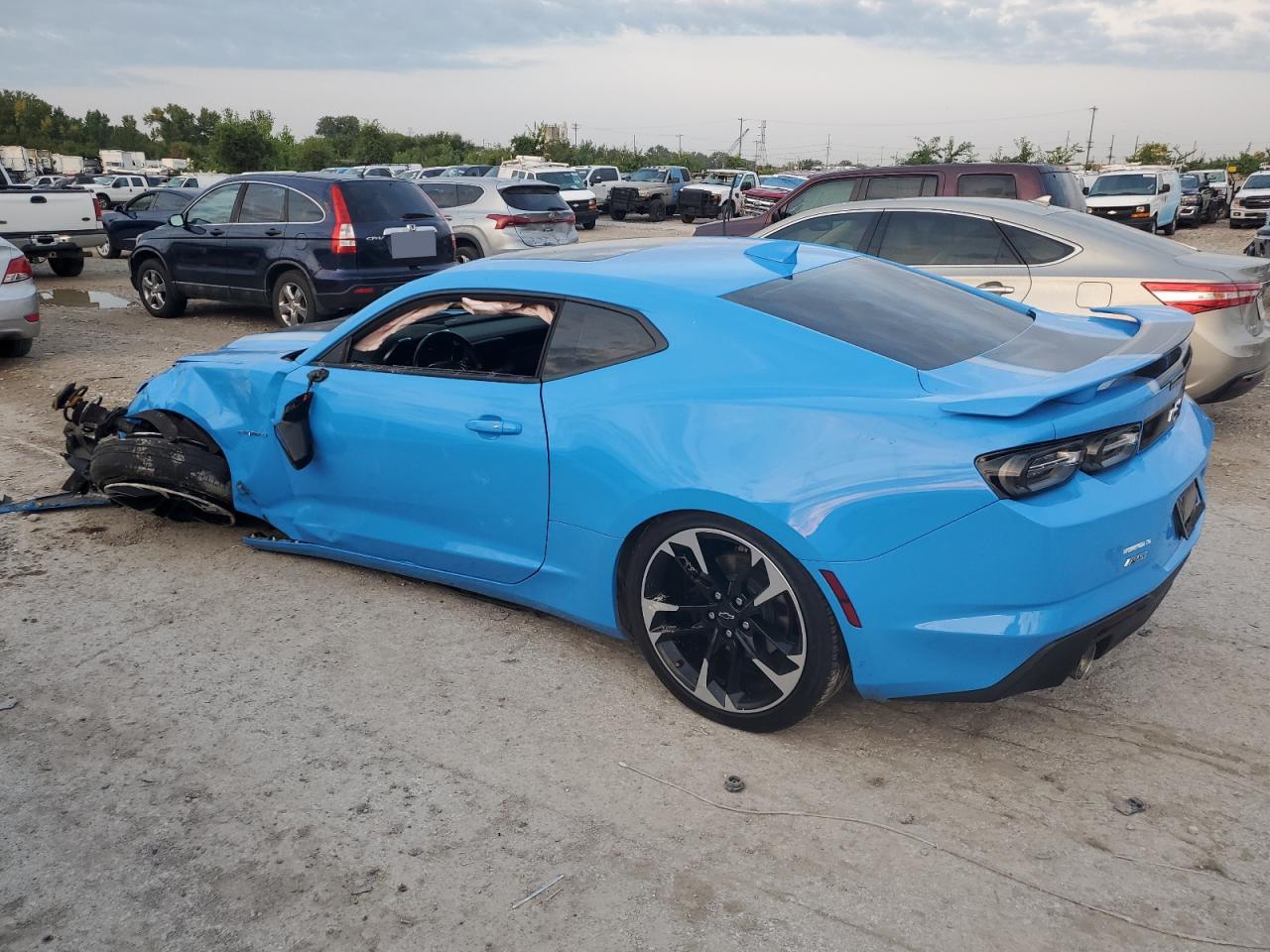 2023 Chevrolet Camaro Lt - zdjęcie 2