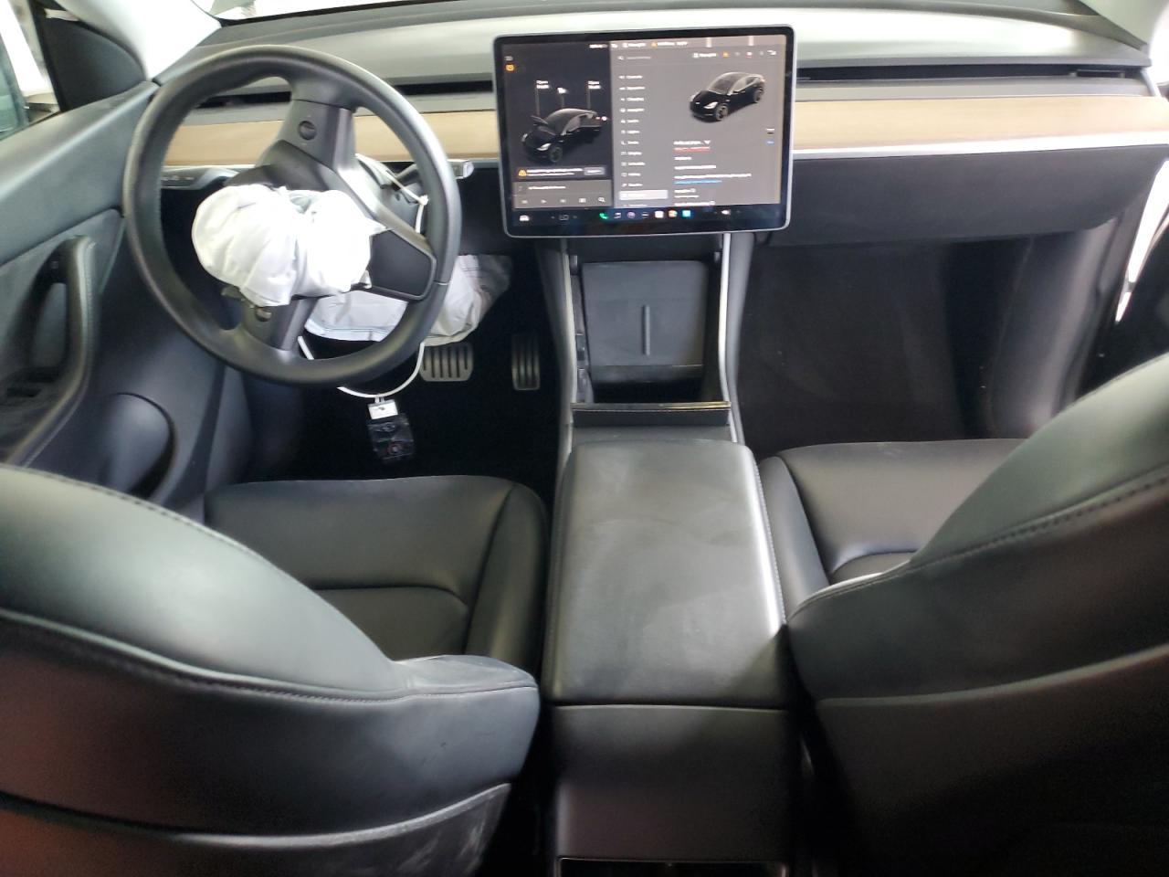 2020 Tesla Model Y - zdjęcie 8