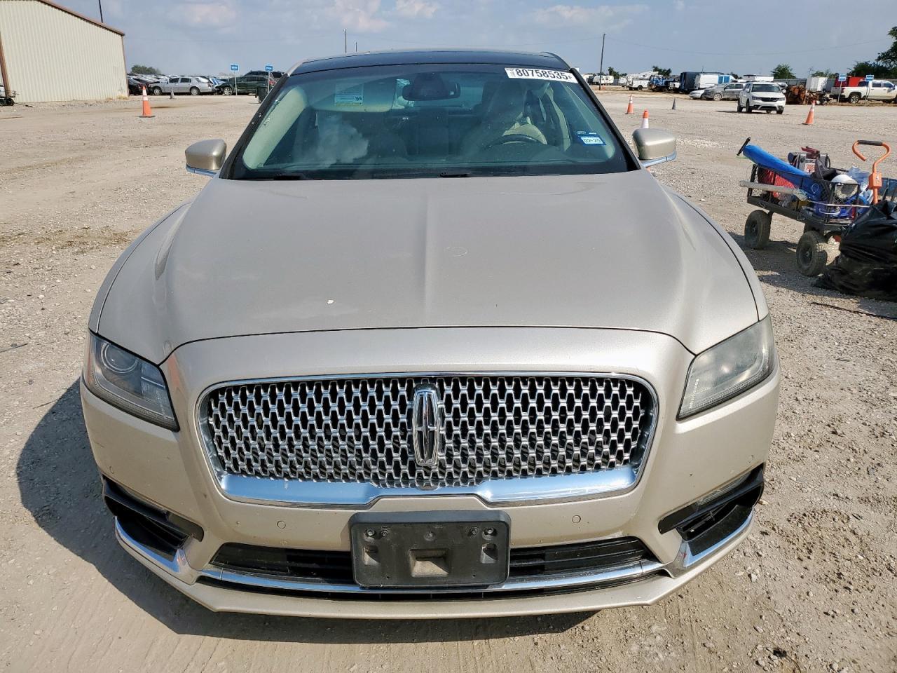 2017 Lincoln Continental Reserve - zdjęcie 5