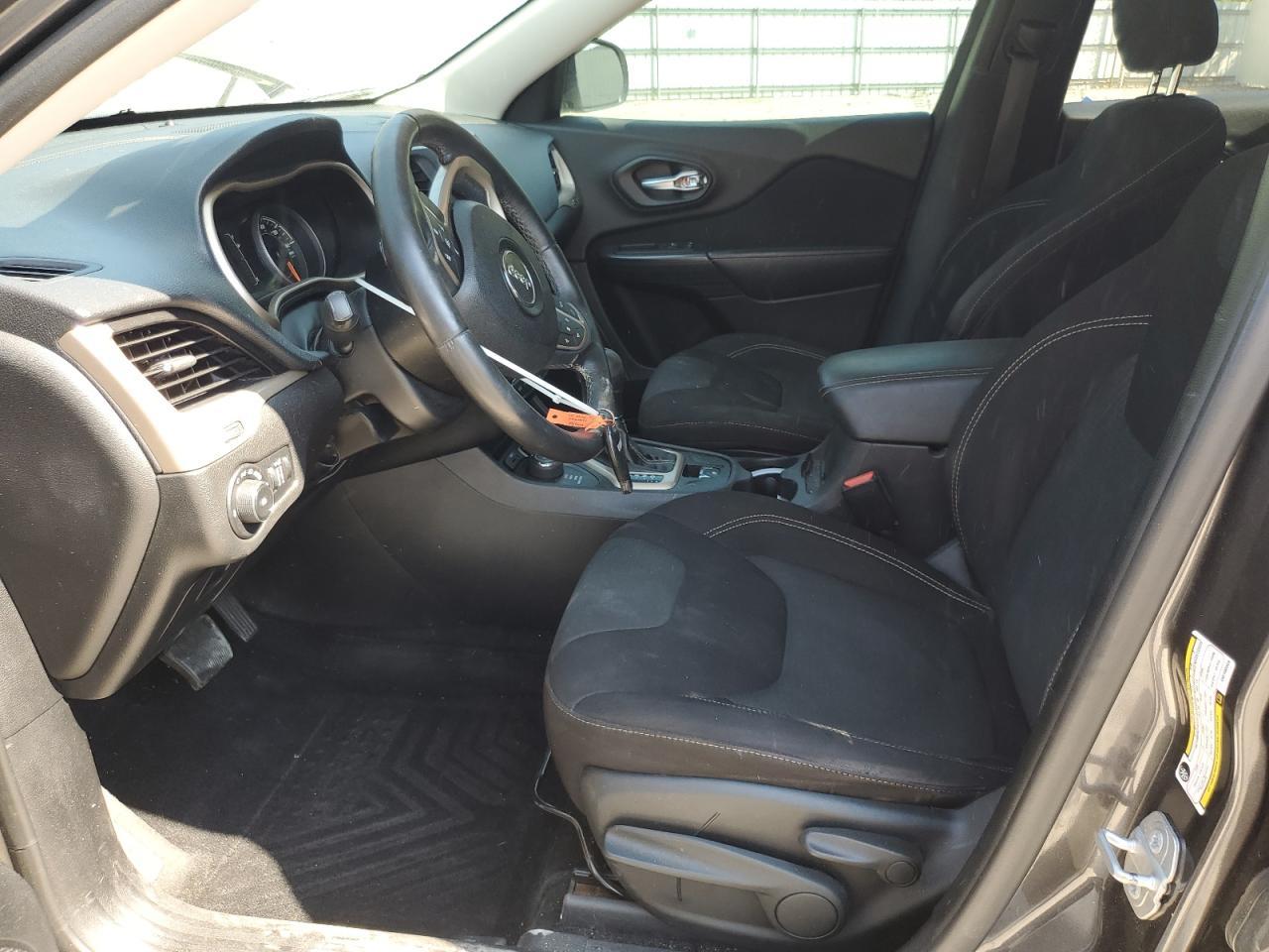 2016 Jeep Cherokee - zdjęcie 7