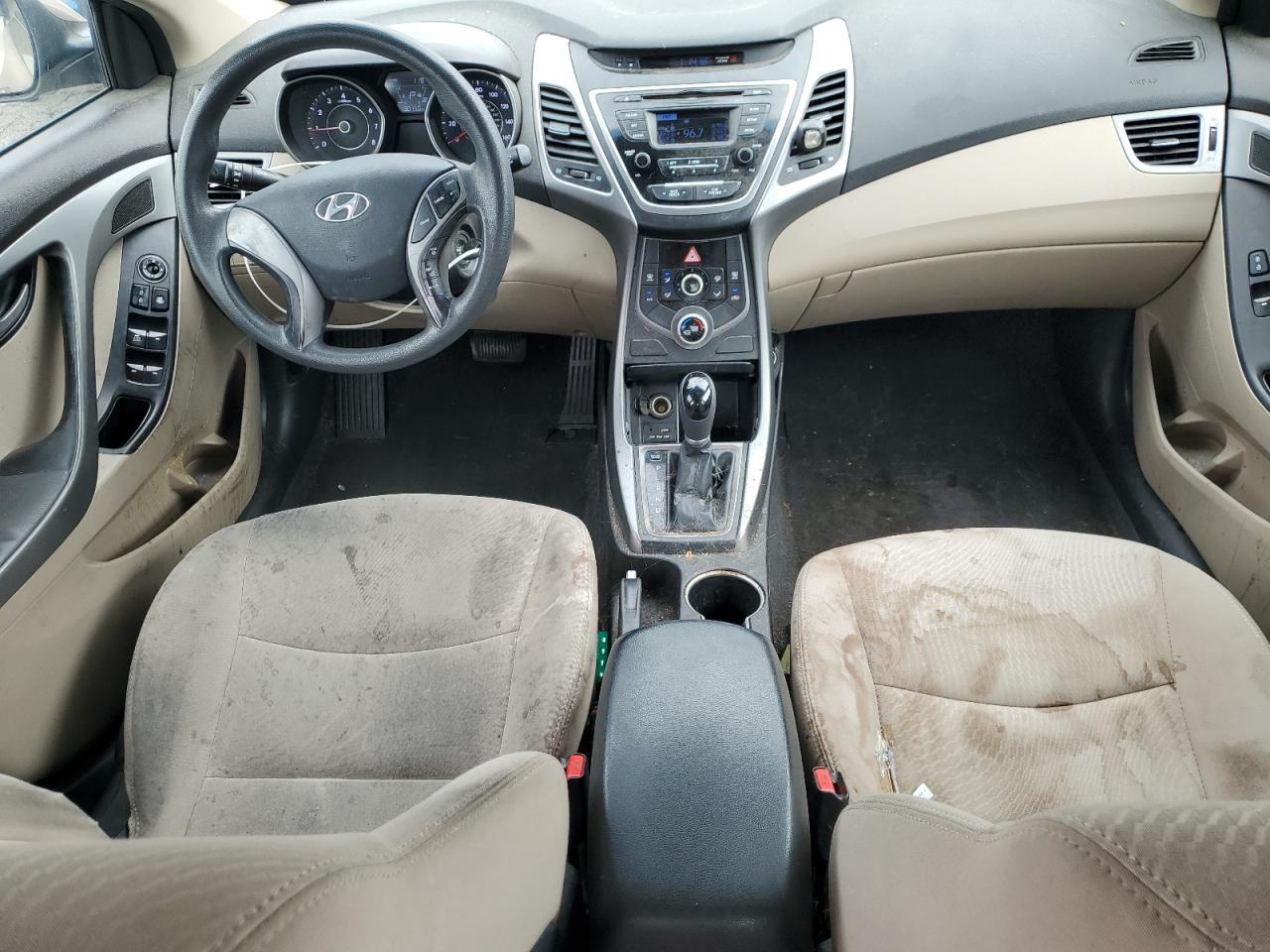 2014 Hyundai Elantra - zdjęcie 8