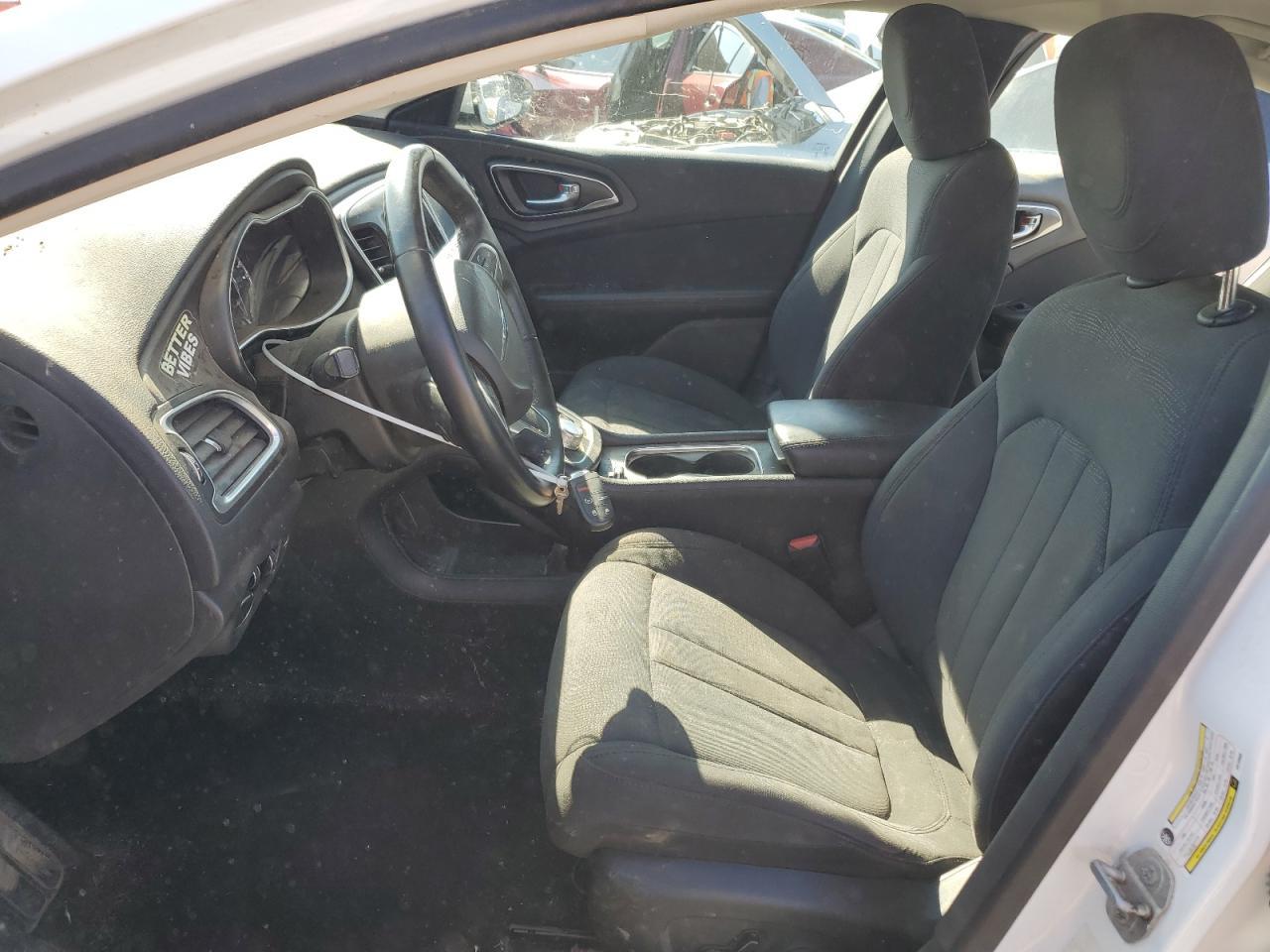 2016 Chrysler 200 Limited - zdjęcie 7