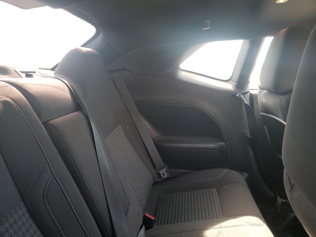 2017 Dodge Challenger Sxt - zdjęcie 10