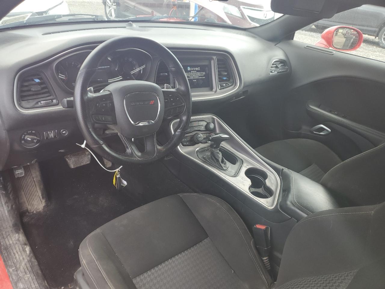 2021 Dodge Challenger - zdjęcie 8