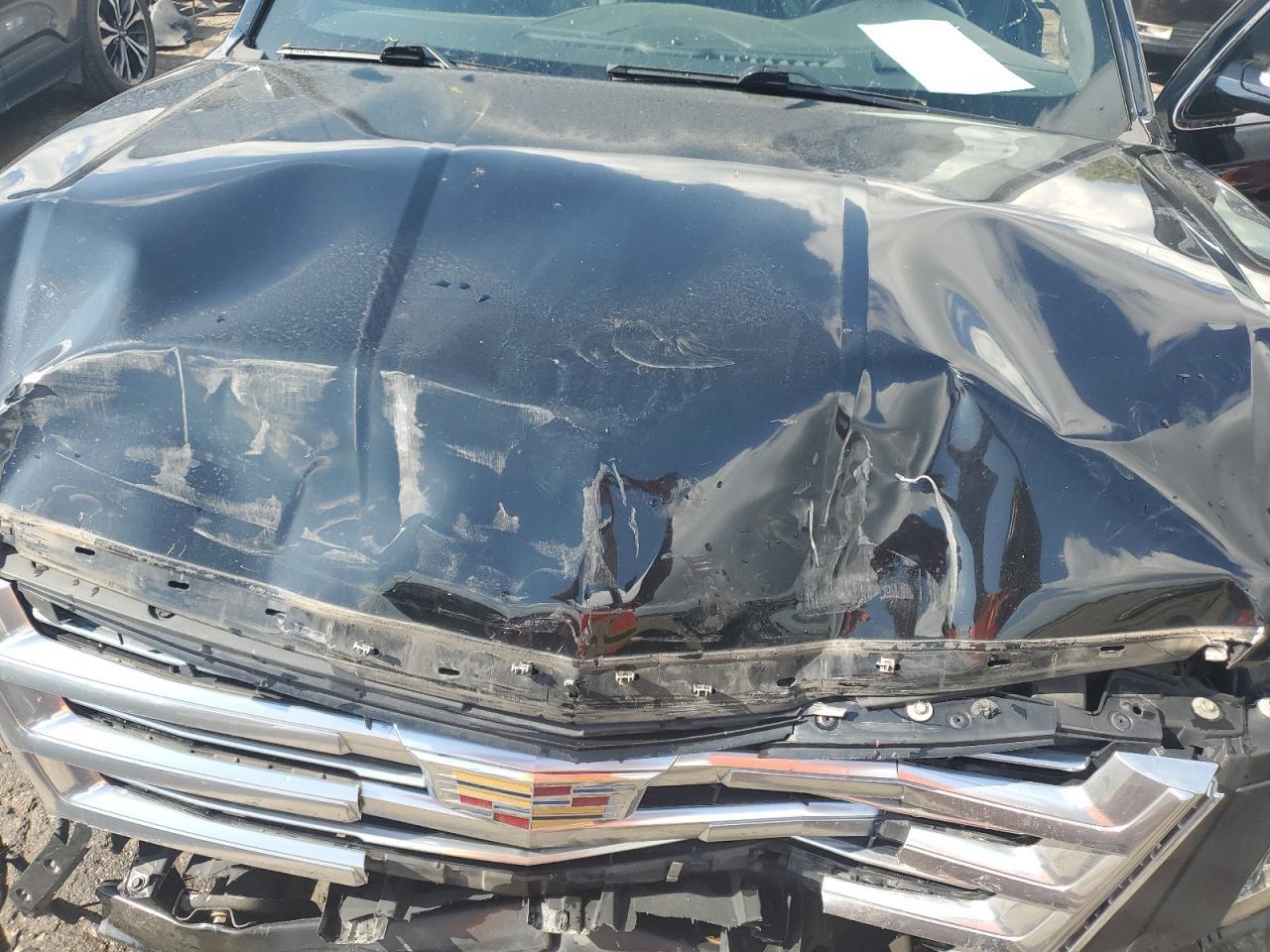 2016 Cadillac Escalade Platinum - zdjęcie 12