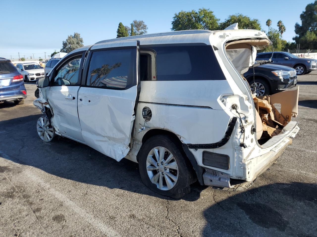 2016 Kia Sedona Lx - zdjęcie 2