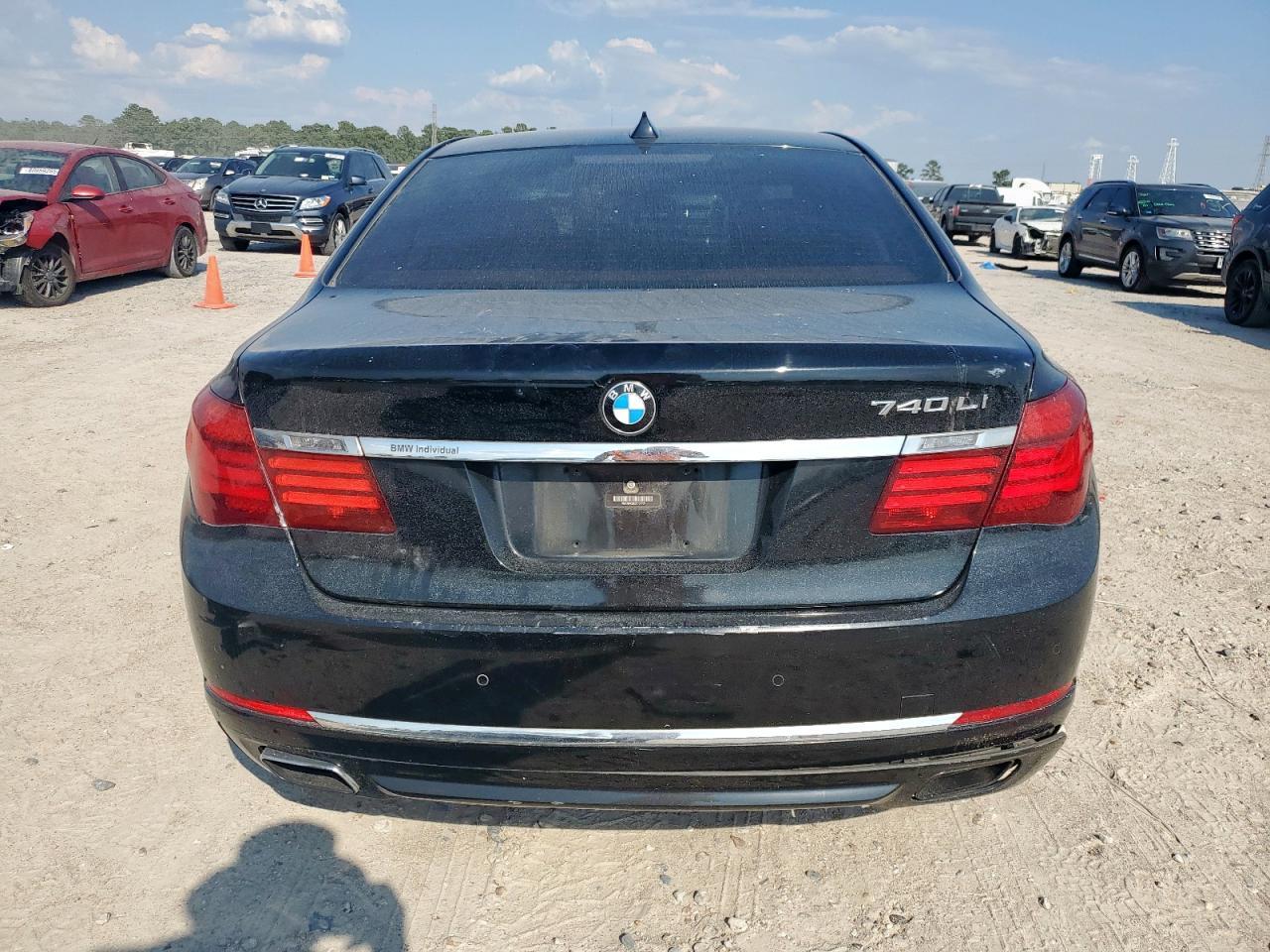 2013 BMW 740 Li - zdjęcie 6