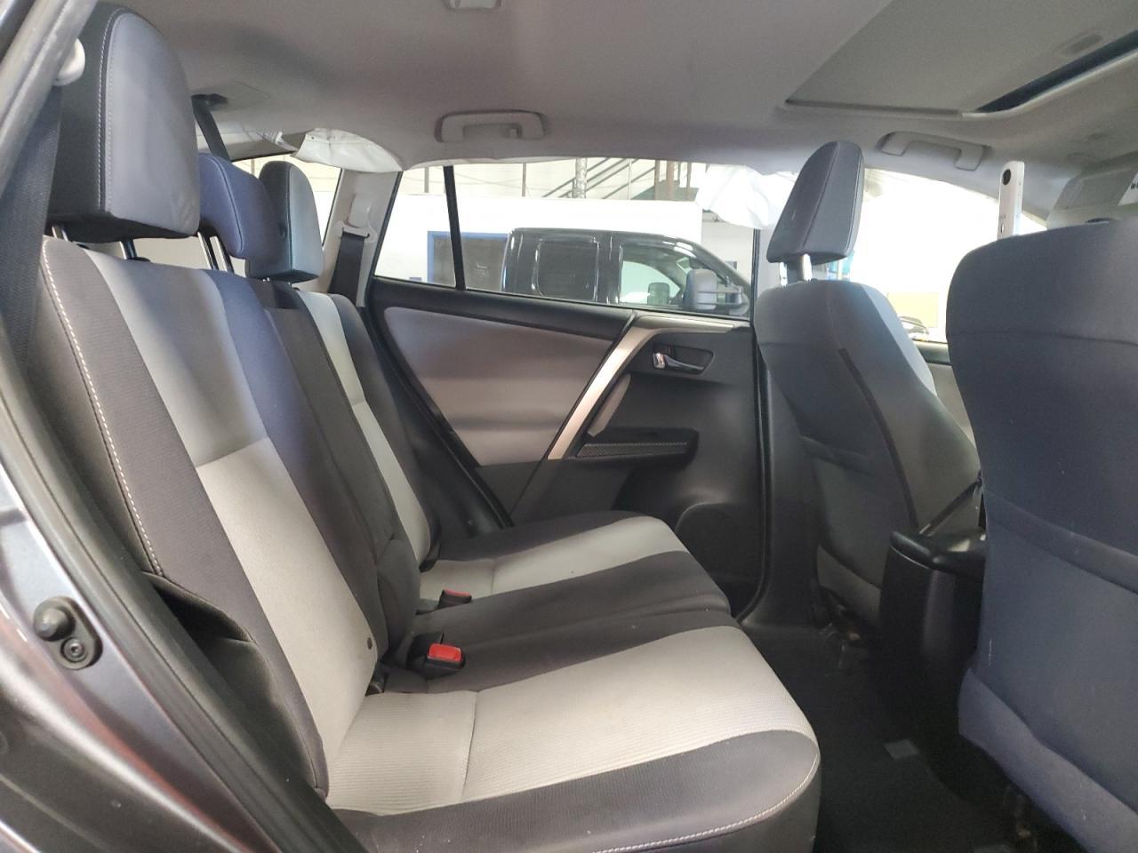 2014 Toyota Rav4 Xle - zdjęcie 11