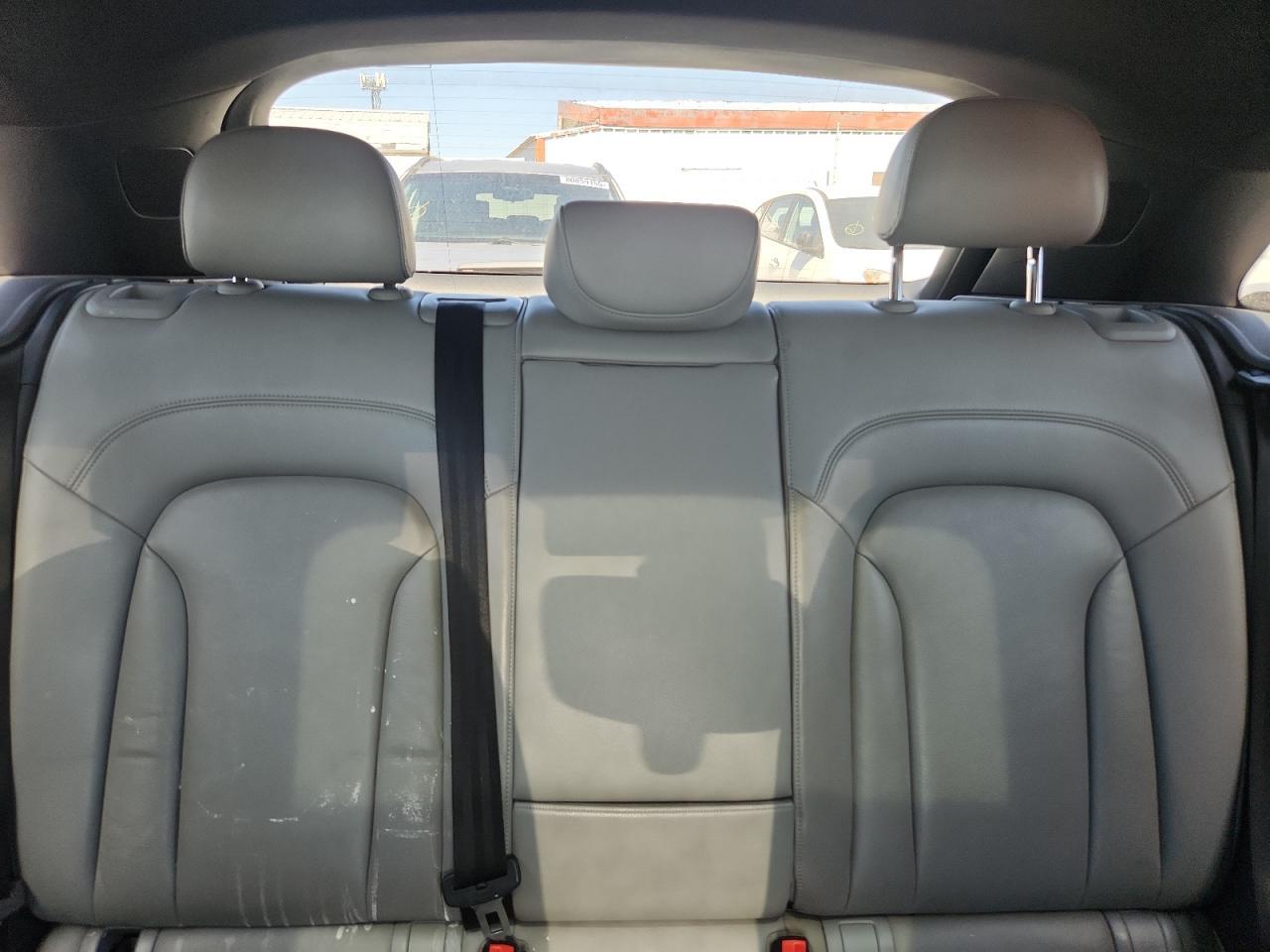 2016 Audi Q3 Premium Plus - zdjęcie 10