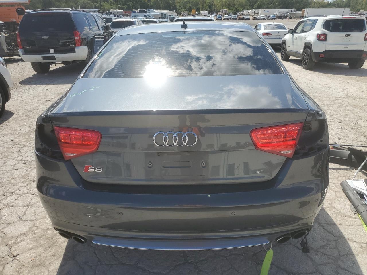 2014 Audi S8 Quattro - zdjęcie 6