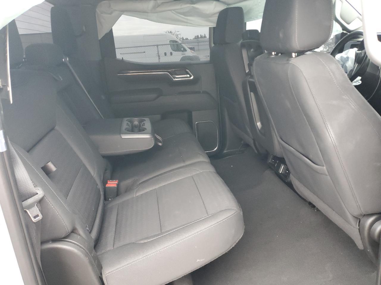 2022 GMC Sierra - zdjęcie 10