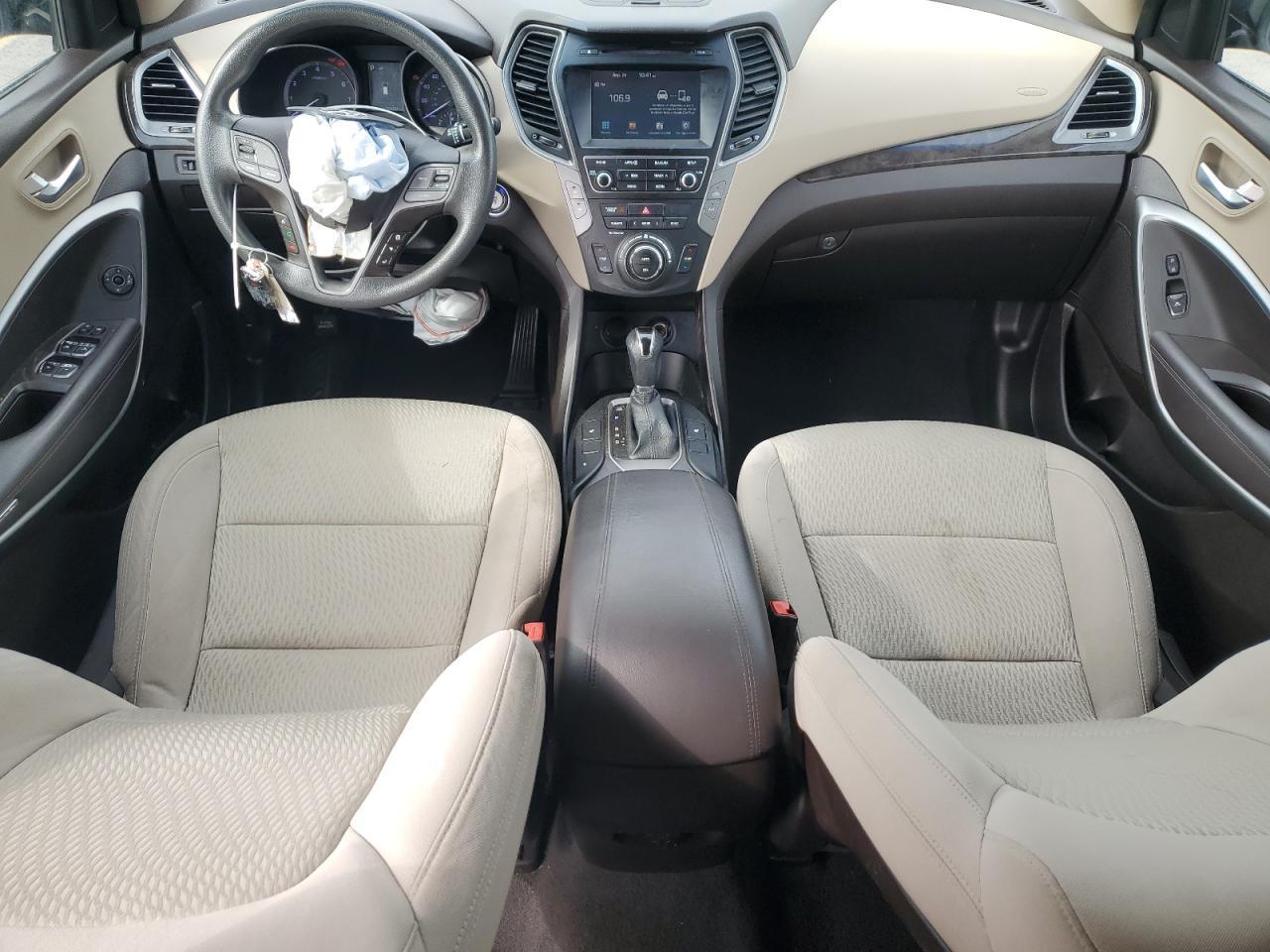 2018 Hyundai Santa Fe - zdjęcie 8