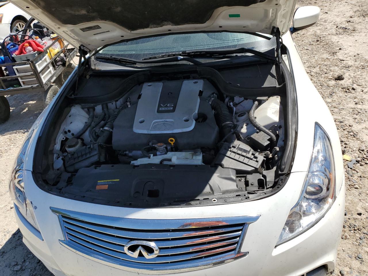 2013 Infi G37 Base - zdjęcie 11