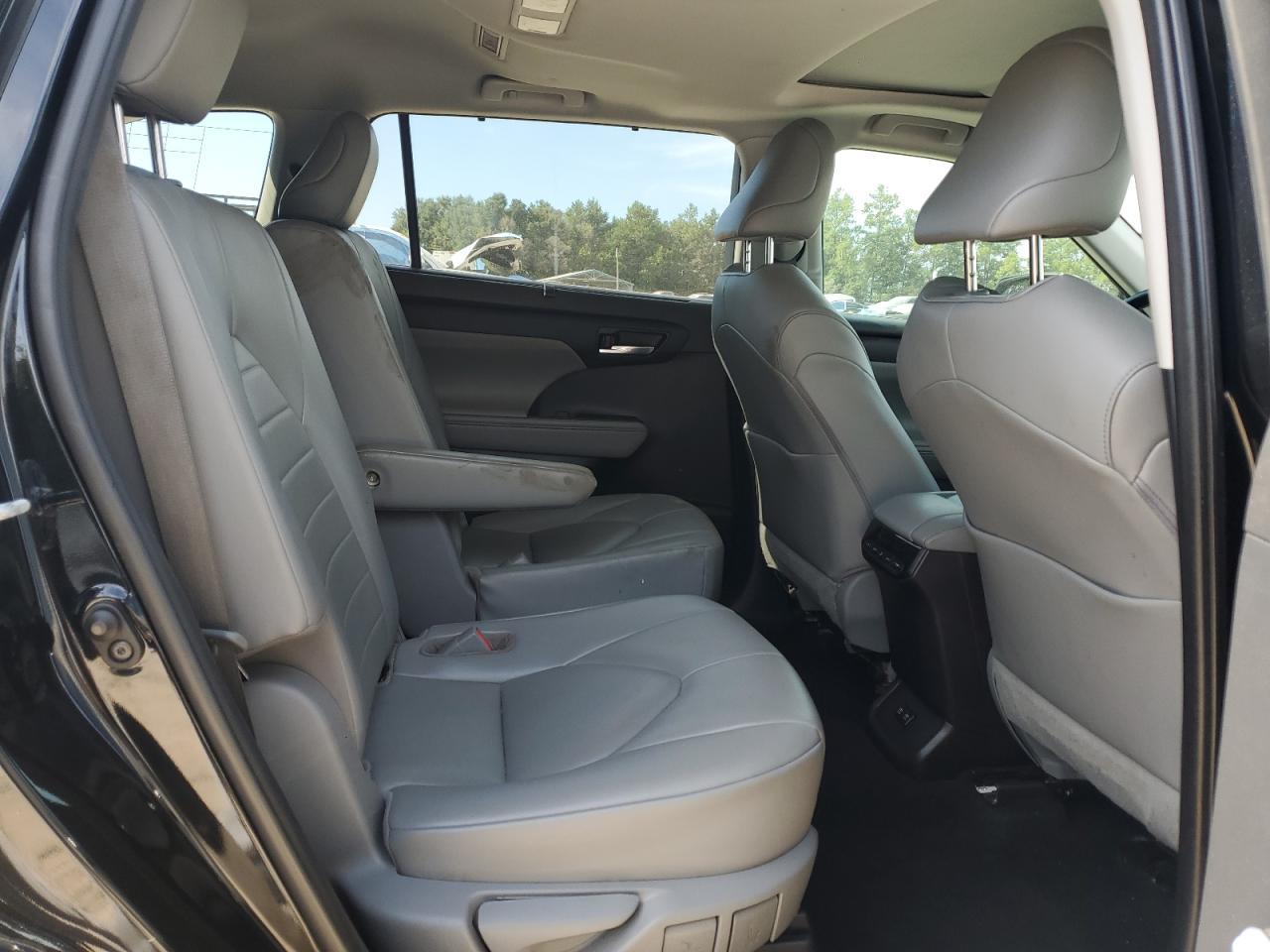 2021 Toyota Highlander Xle - zdjęcie 11