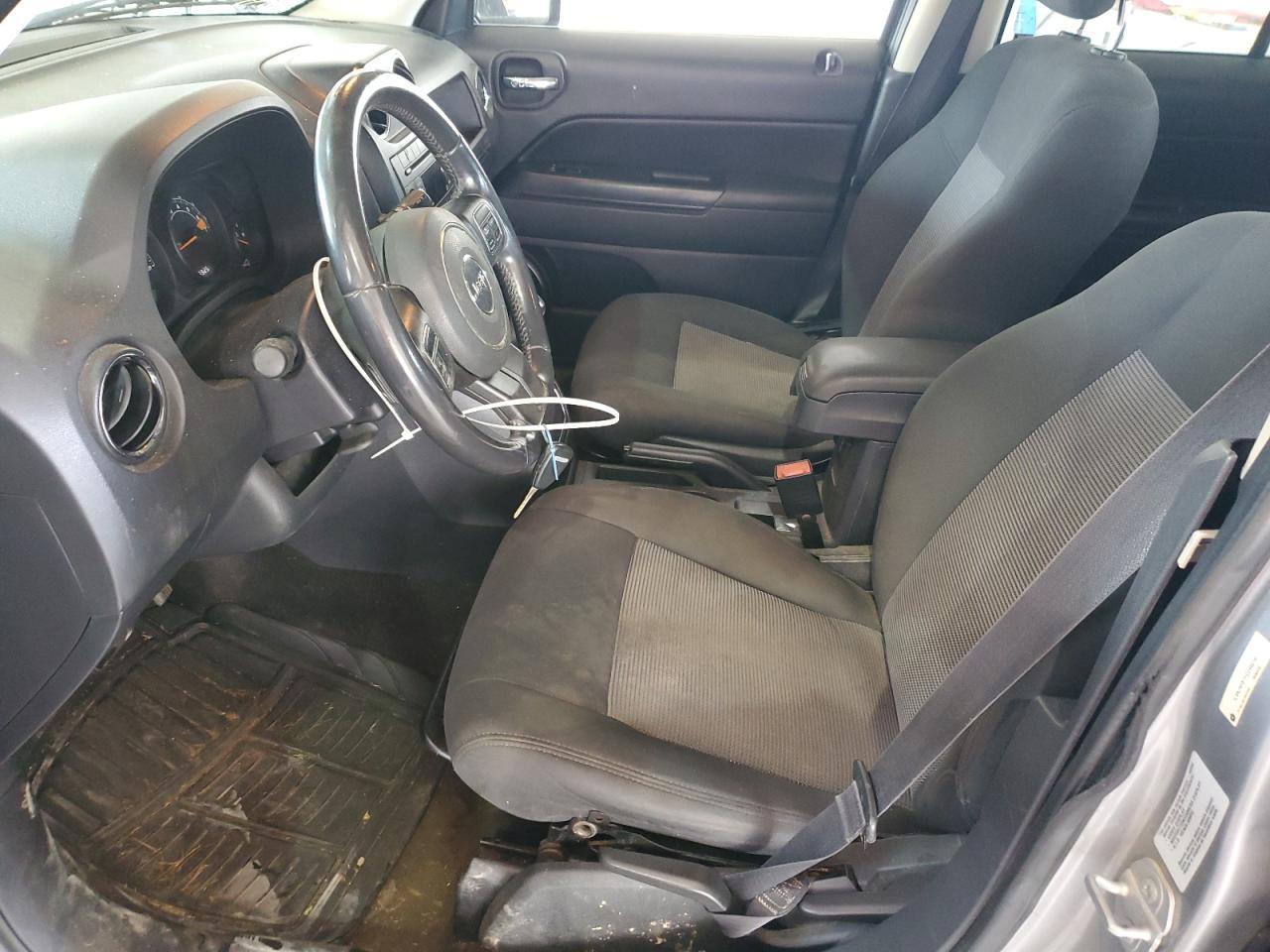 2015 Jeep Patriot Latitude - zdjęcie 7