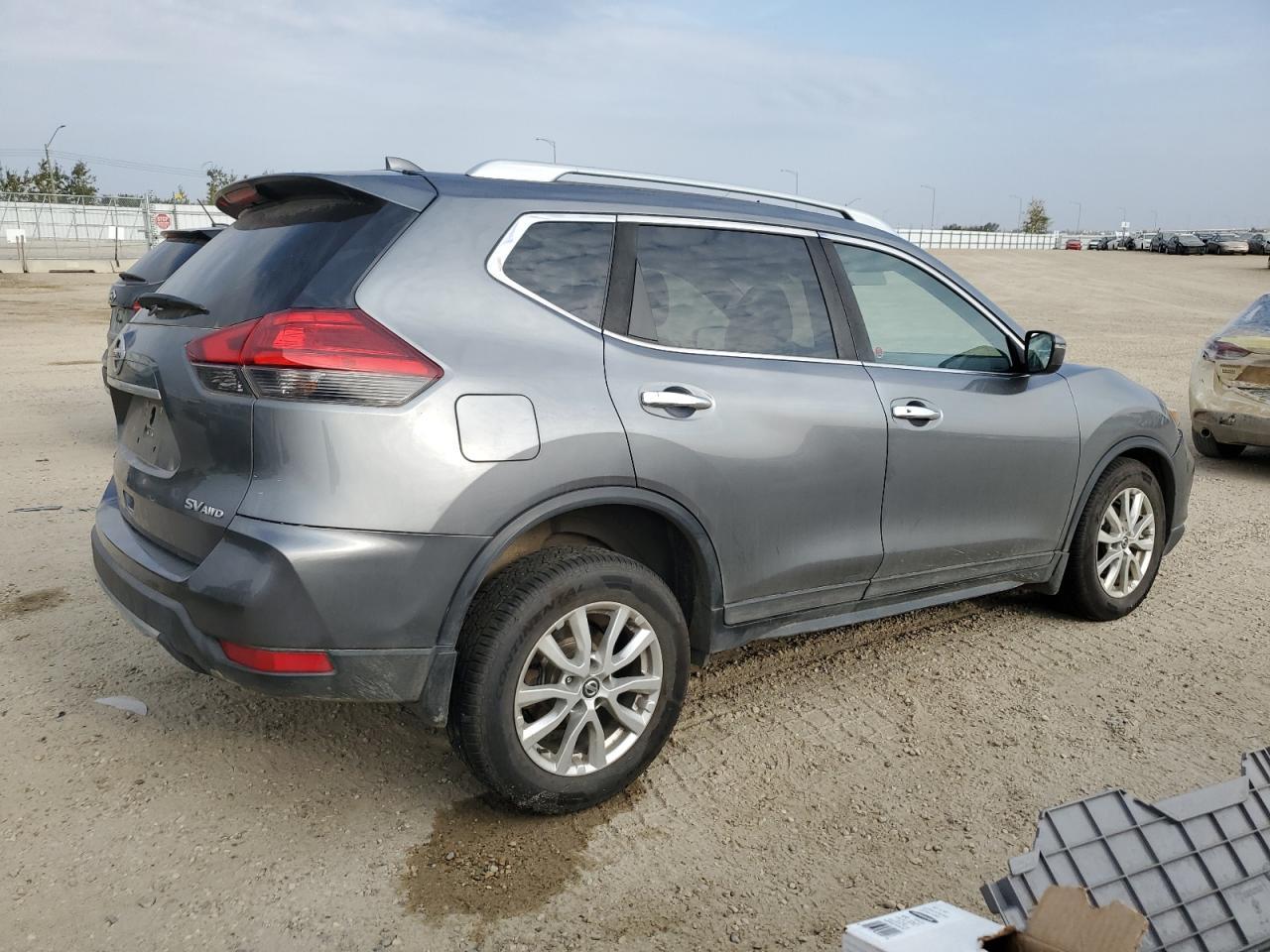 2017 Nissan Rogue Sv - zdjęcie 3