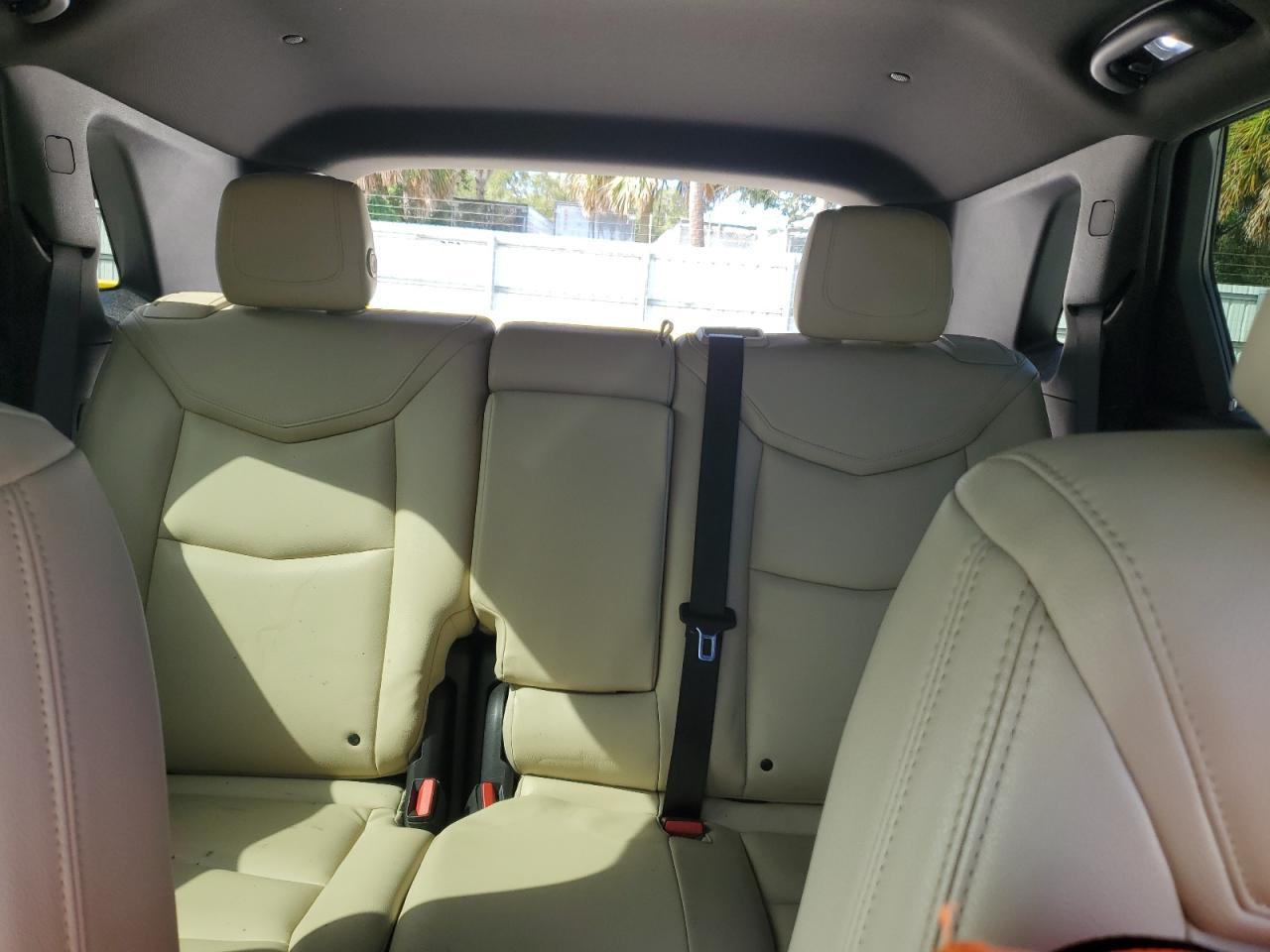 2017 Cadillac Xt5 - zdjęcie 10