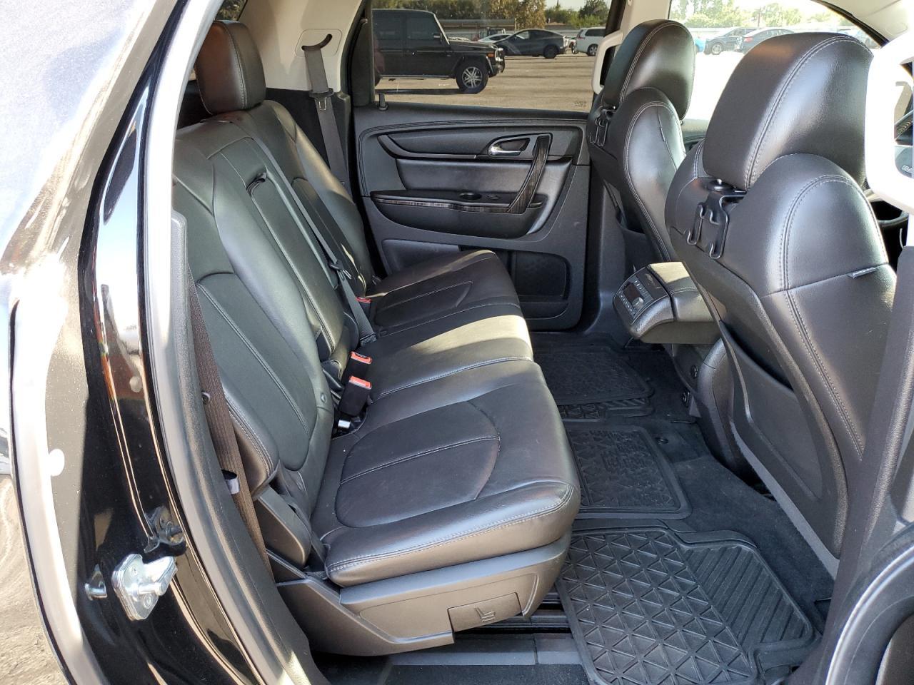 2017 GMC Acadia - zdjęcie 11