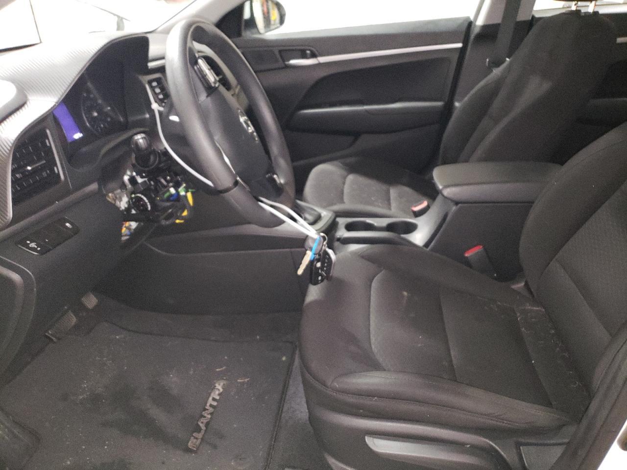 2019 Hyundai Elantra Se - zdjęcie 7