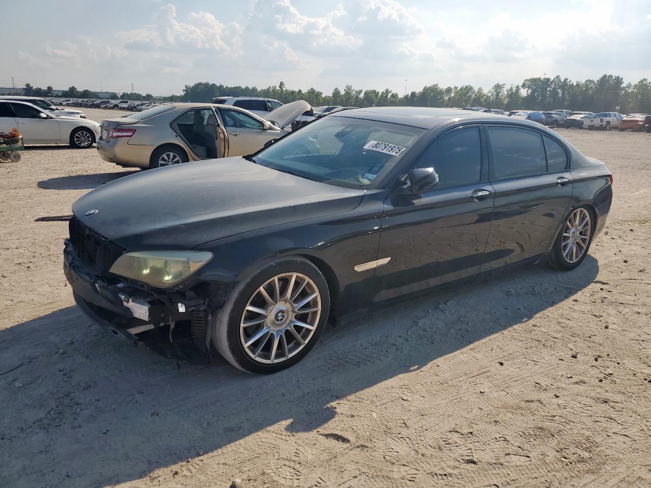 2013 BMW 740 Li - zdjęcie główne