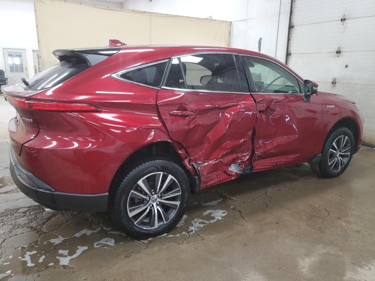 2021 Toyota Venza Le - zdjęcie 3