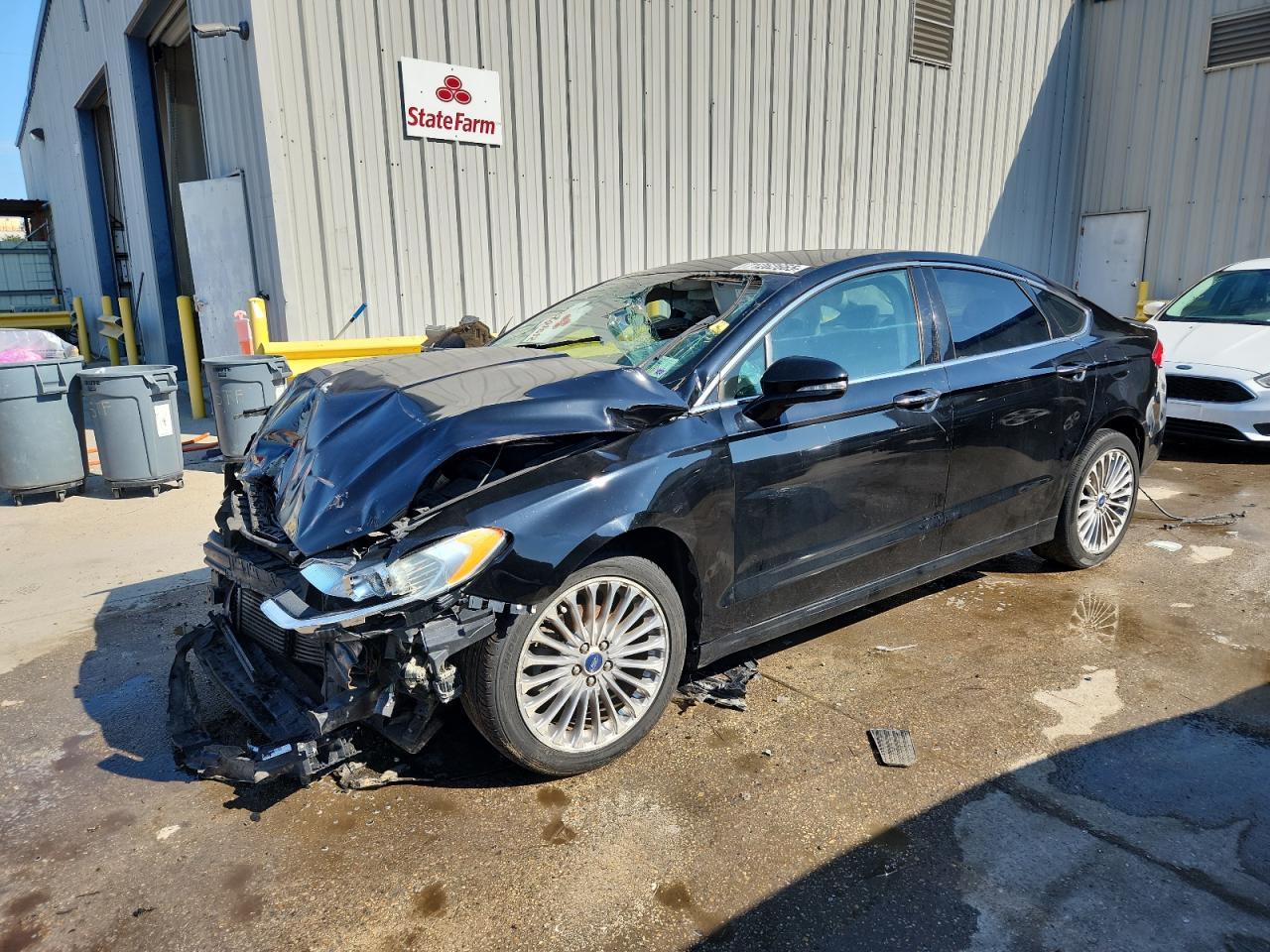 2016 Ford Fusion Titanium - zdjęcie główne