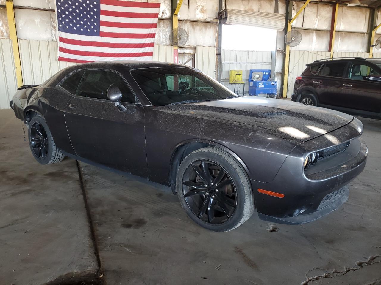 2016 Dodge Challenger Sxt - zdjęcie 4