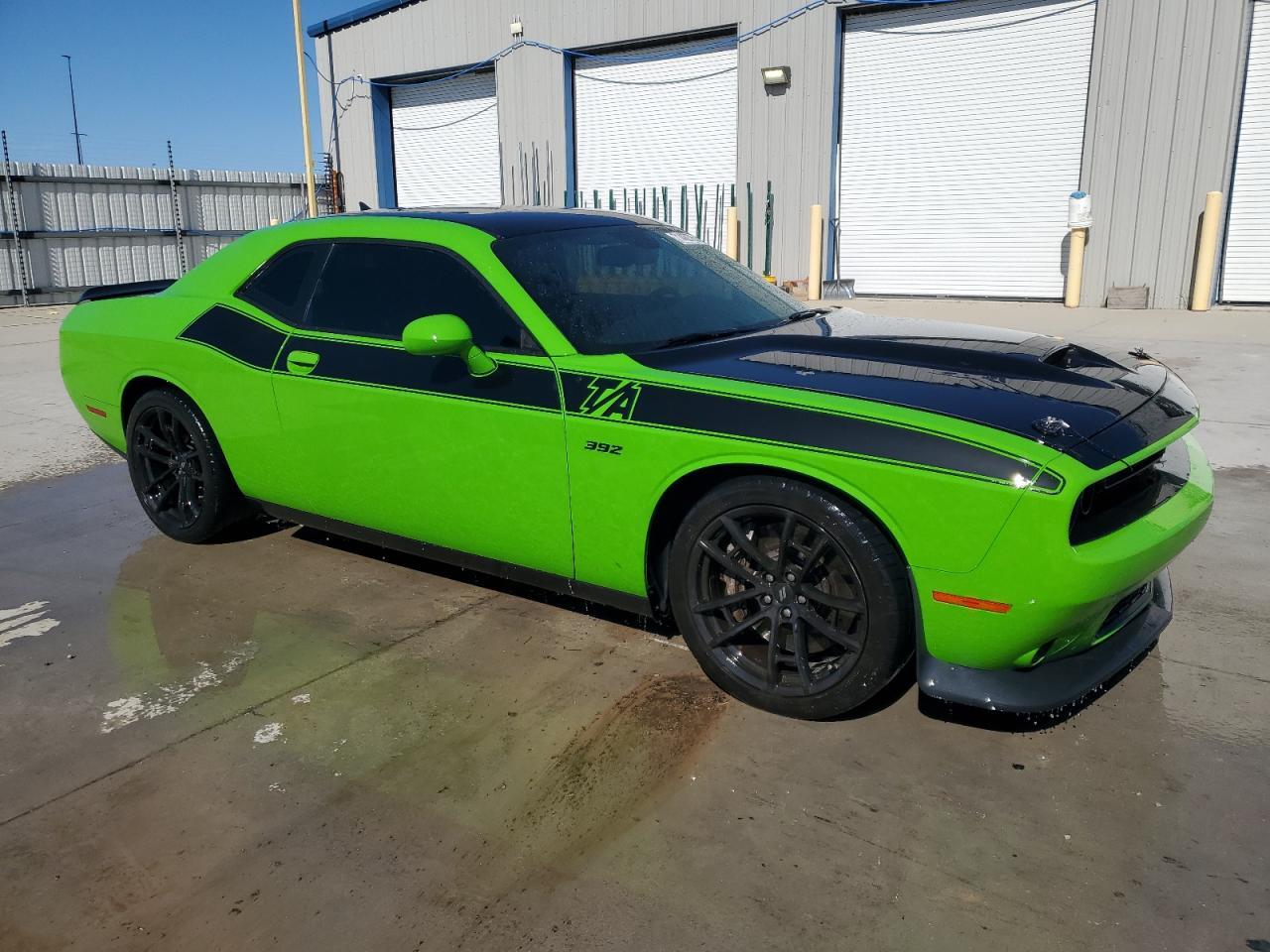 2017 Dodge Challenger R/T 392 - zdjęcie 4