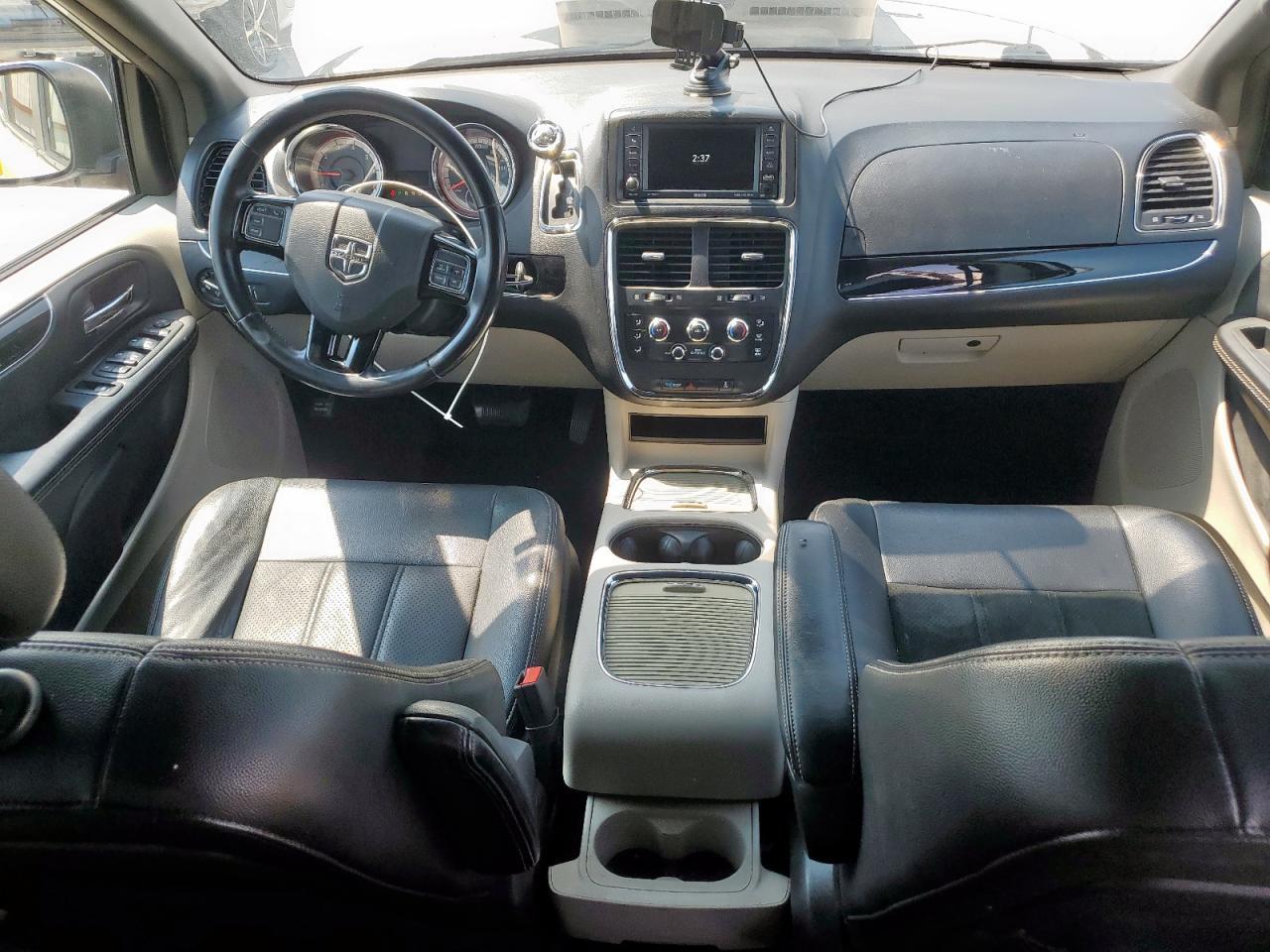 2017 Dodge Grand Caravan Sxt - zdjęcie 8