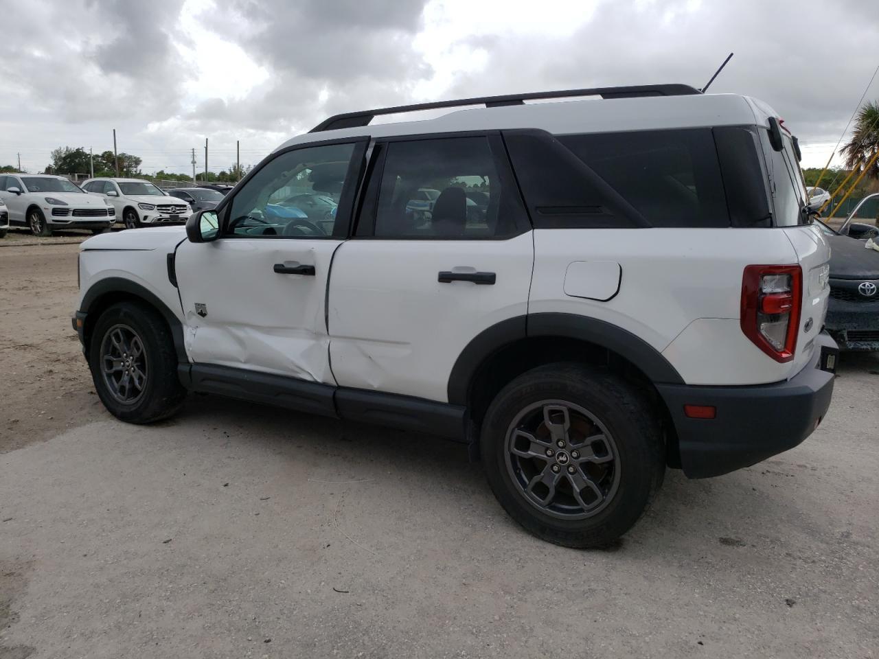 2021 Ford Bronco Sport - zdjęcie 2