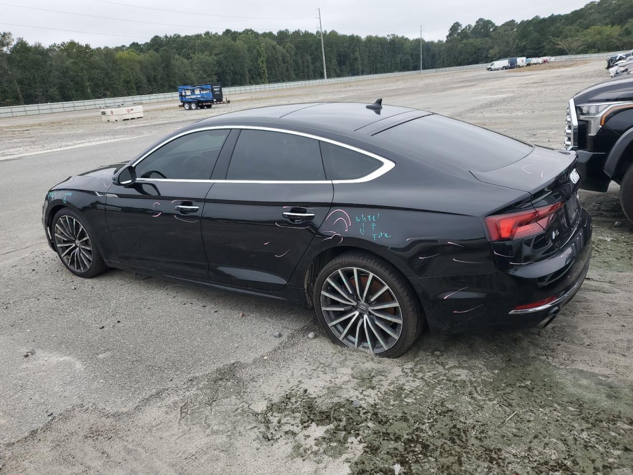 2018 Audi A5 Premium Plus - zdjęcie 2