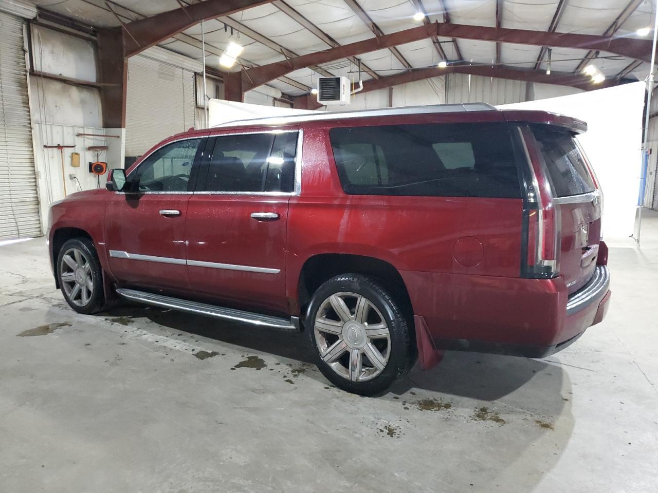 2017 Cadillac Escalade Esv Luxury - zdjęcie 2