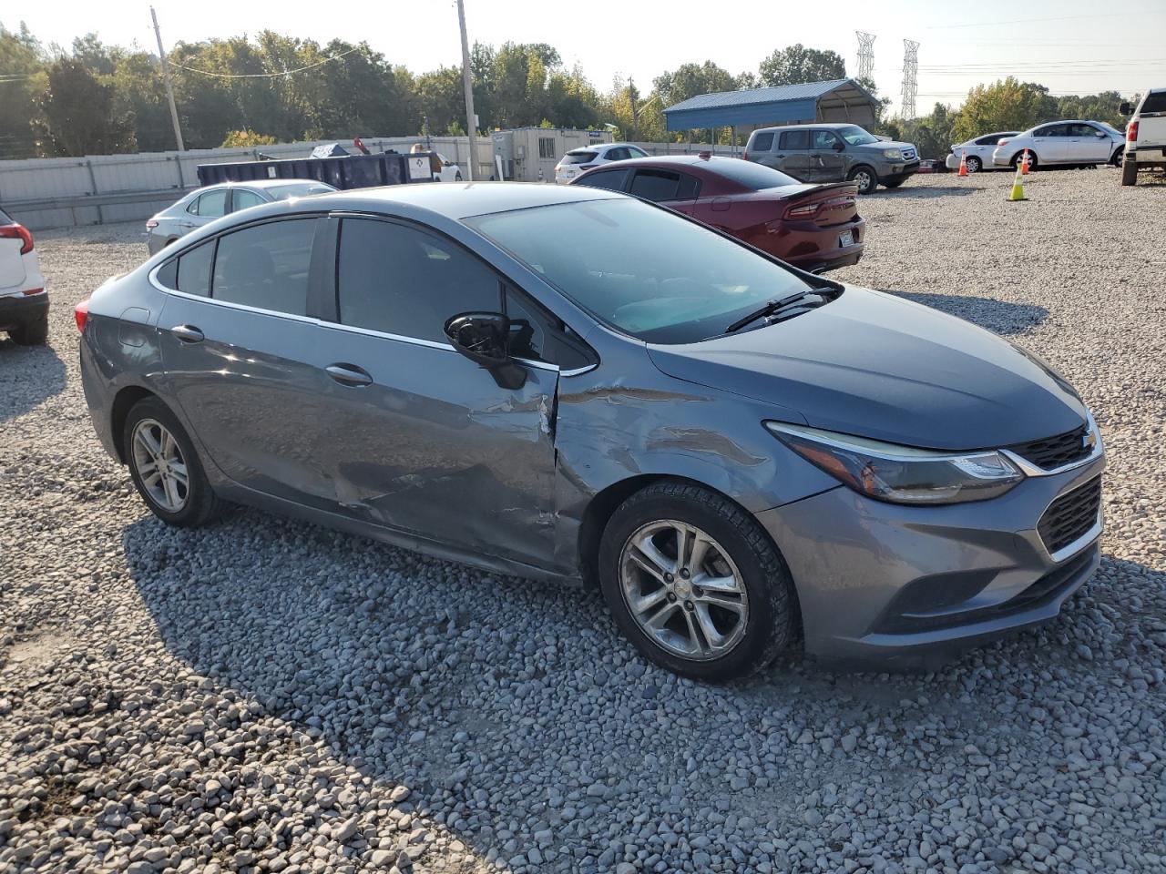 2018 Chevrolet Cruze Lt - zdjęcie 4