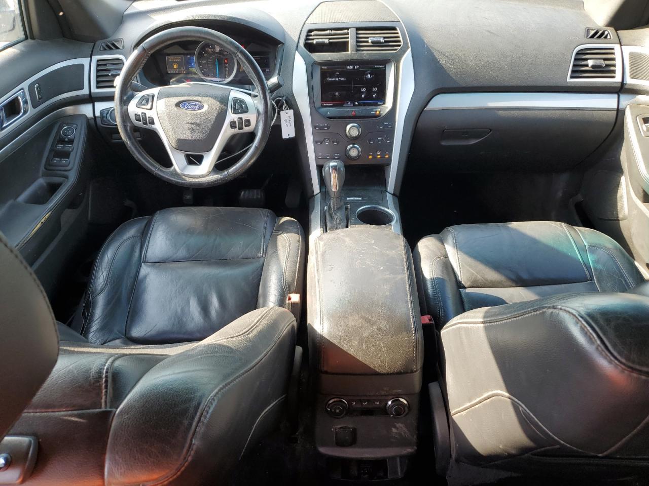 2013 Ford Explorer - zdjęcie 8