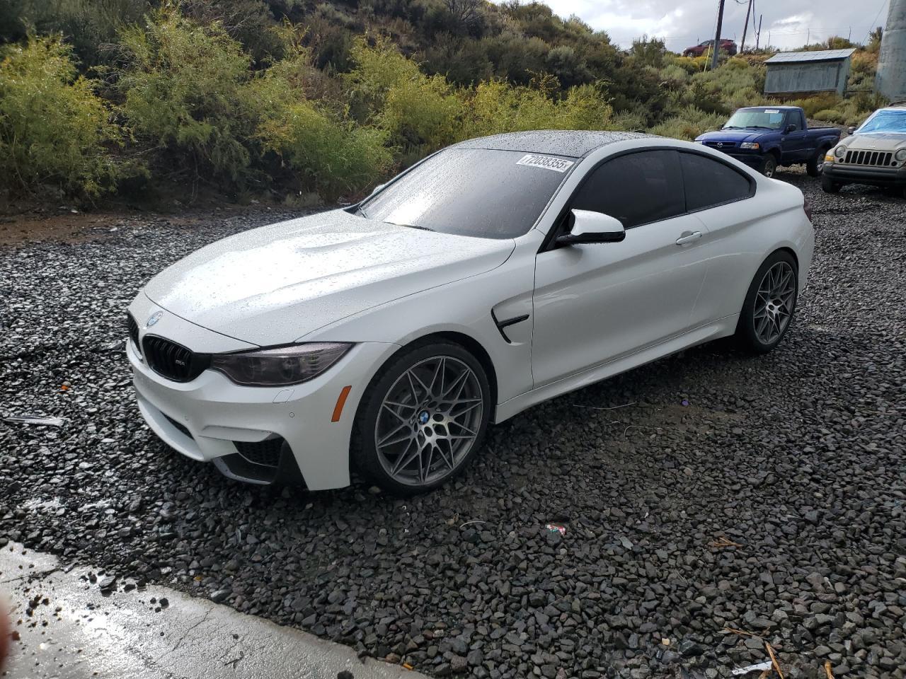2017 BMW M4 - zdjęcie główne