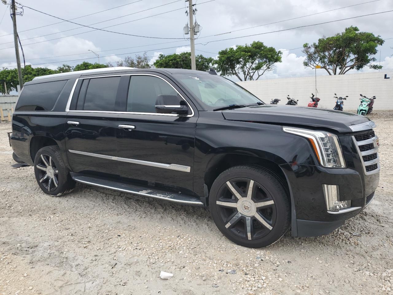 2019 Cadillac Escalade Esv Luxury - zdjęcie 4