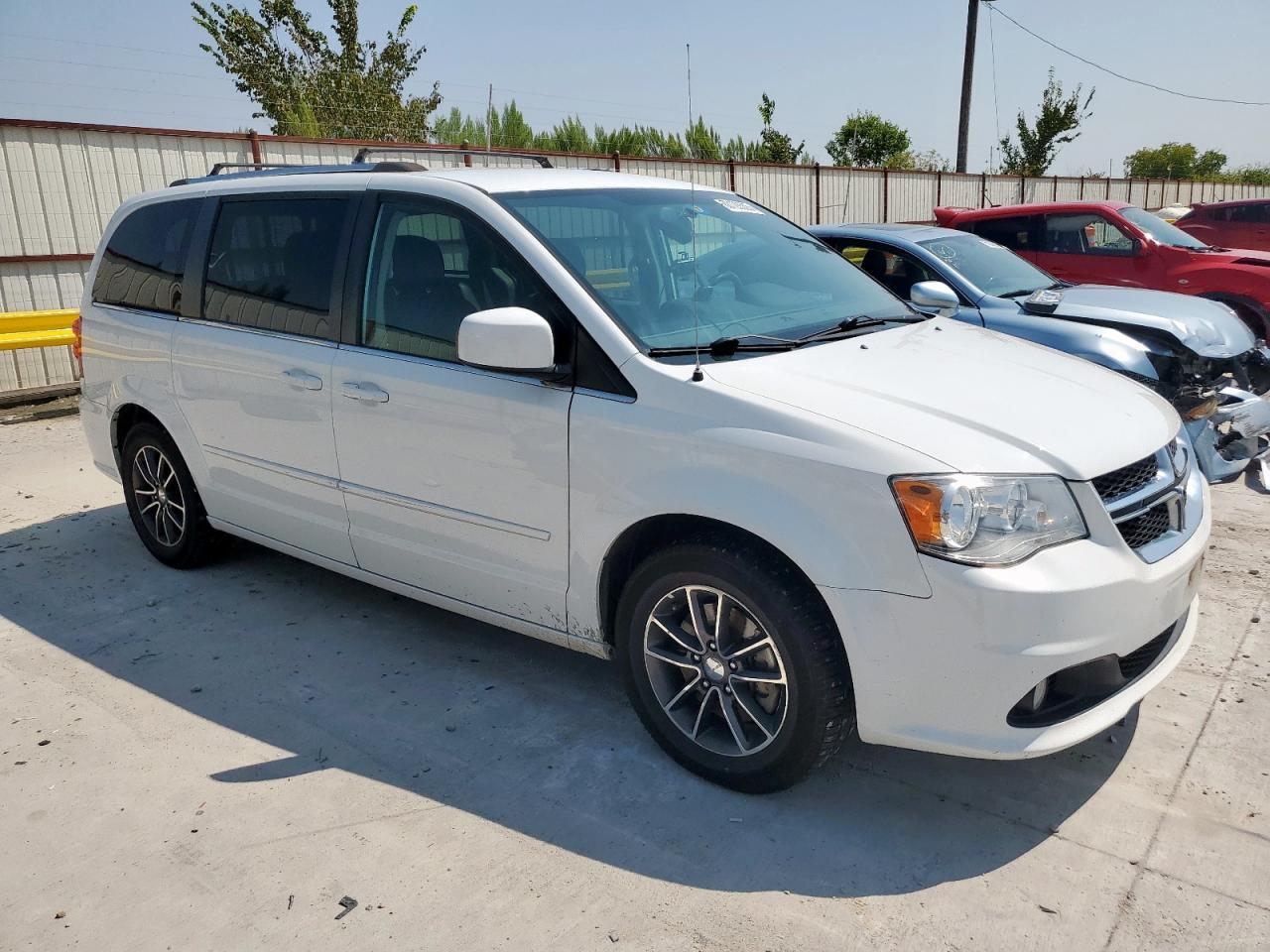 2017 Dodge Grand Caravan Sxt - zdjęcie 4