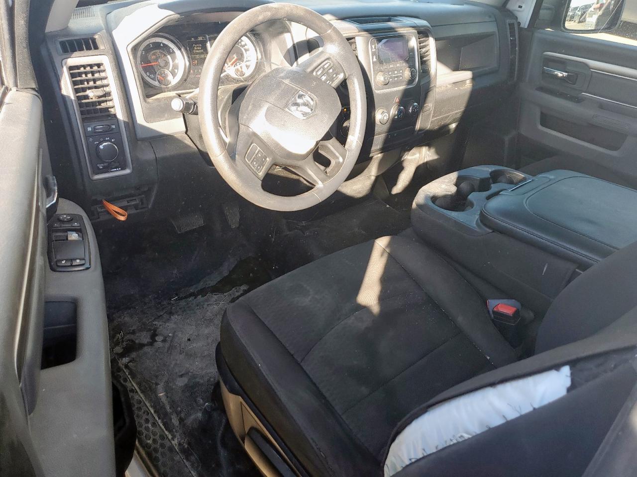 2020 RAM 1500 - zdjęcie 8