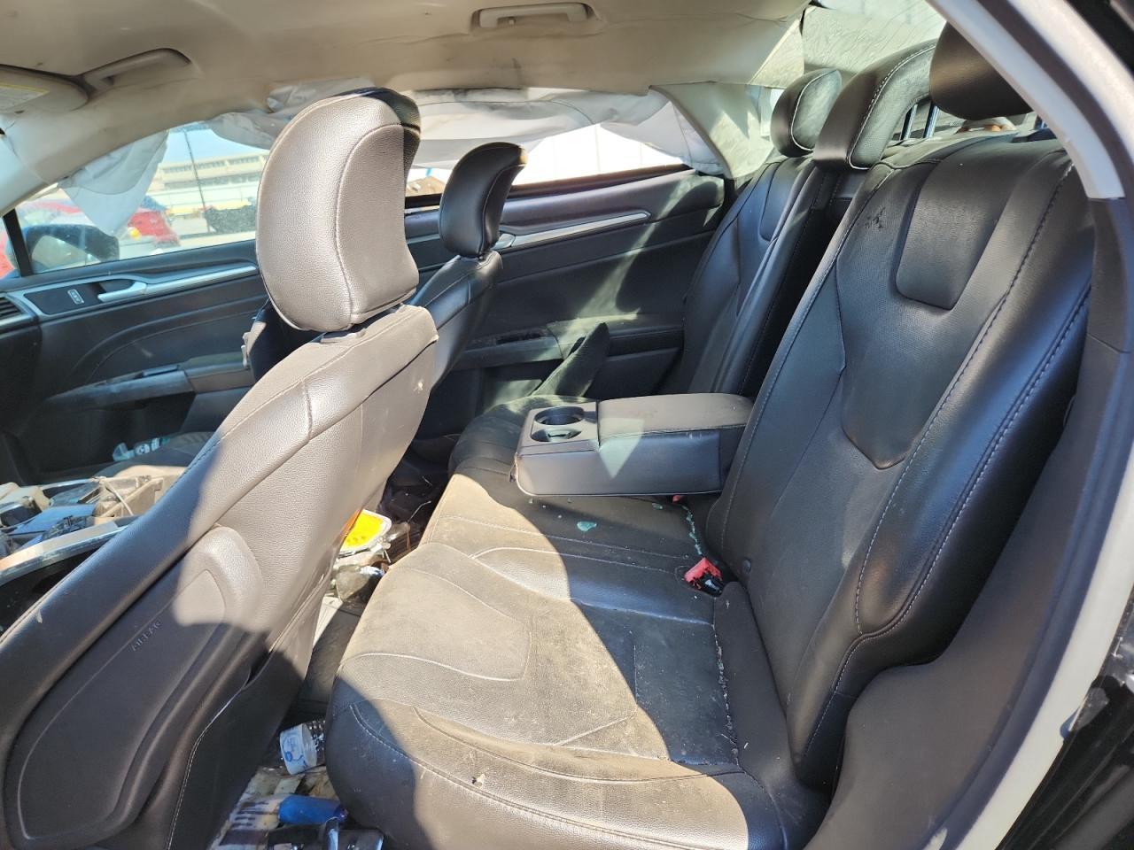 2016 Ford Fusion Titanium - zdjęcie 10