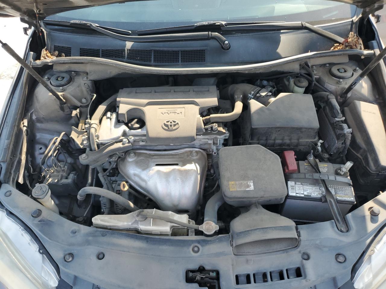 2017 Toyota Camry Le - zdjęcie 11