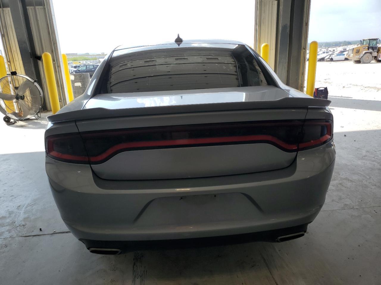 2016 Dodge Charger Sxt - zdjęcie 6