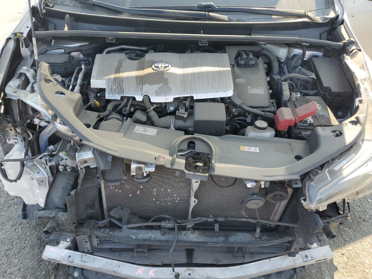 2022 Toyota Prius Night Shade - zdjęcie 11