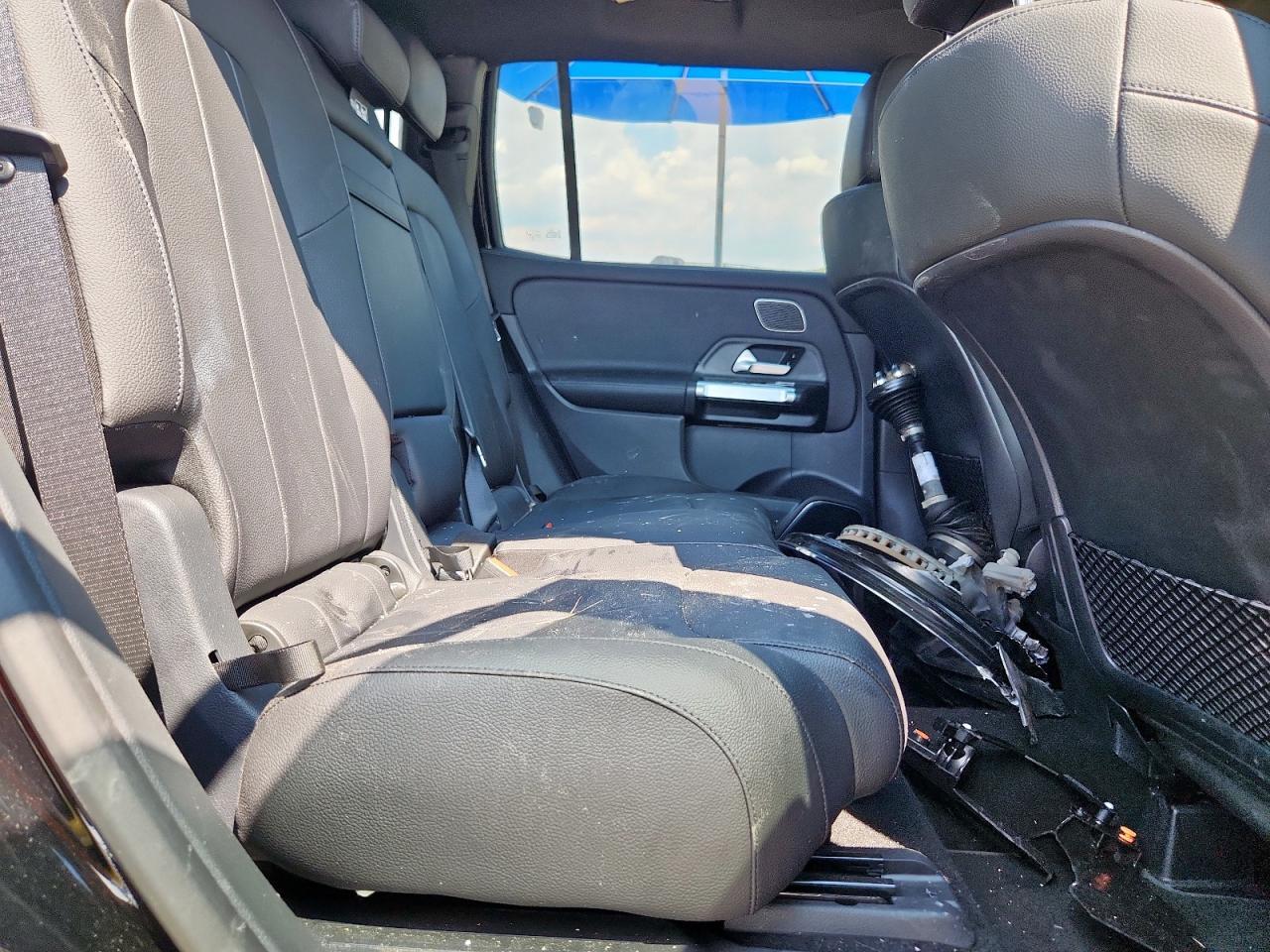 2024 Mercedes-Benz GLB - zdjęcie 11