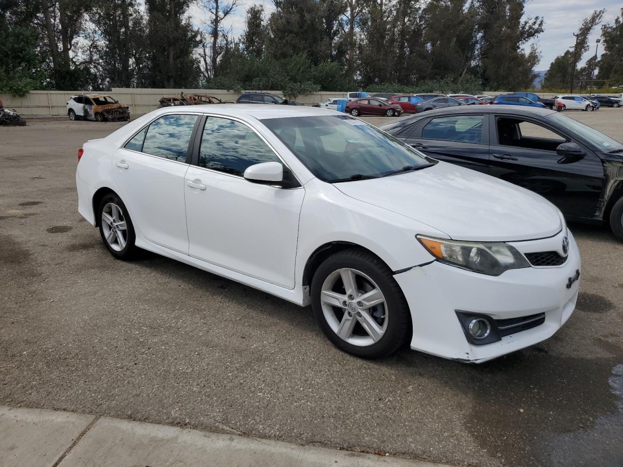 2014 Toyota Camry L - zdjęcie 4