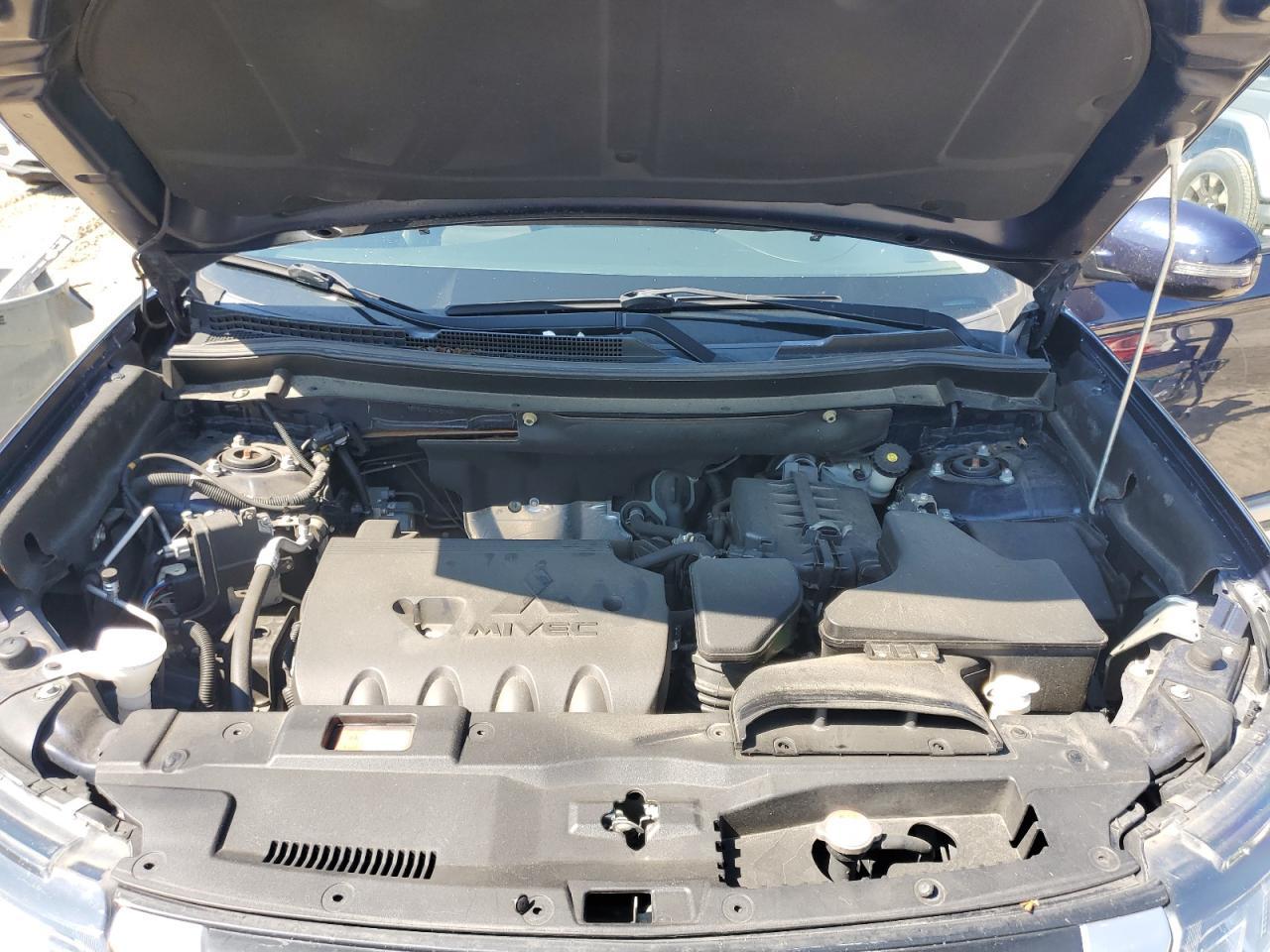 2019 Mitsubishi Outlander Se - zdjęcie 12