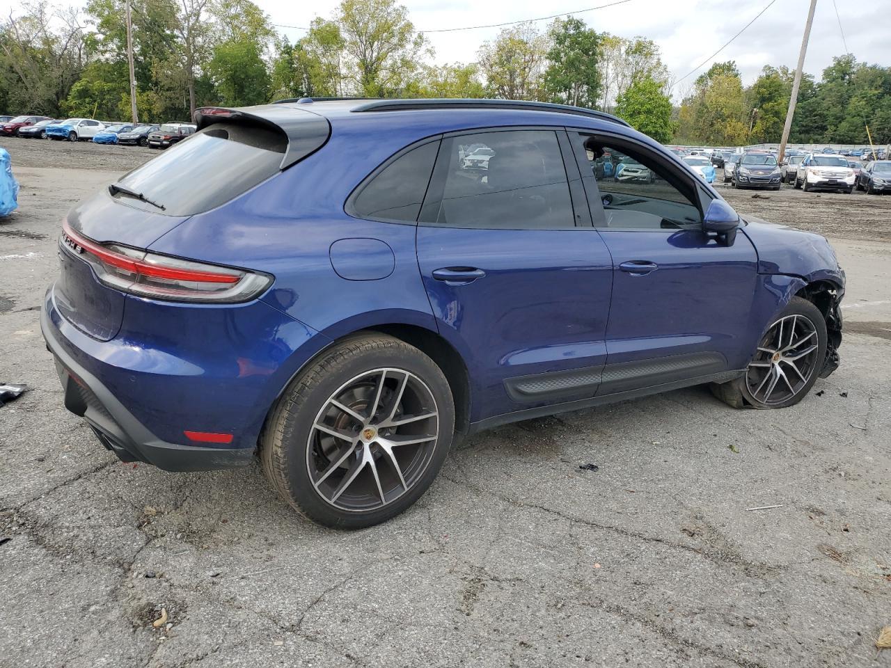 2022 Porsche Macan - zdjęcie 3
